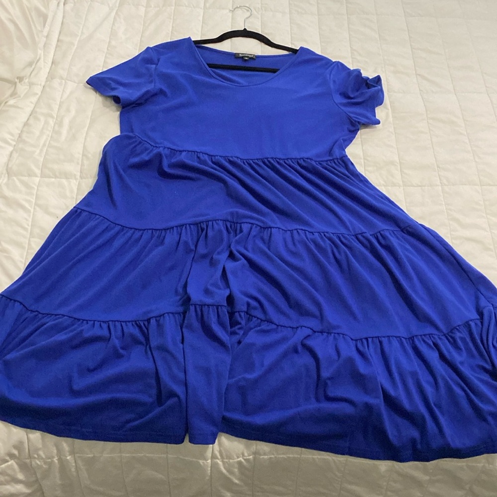 Blue ruffle bottom dress, XL